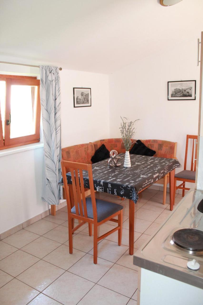 Apartments Ana Pula Zewnętrze zdjęcie